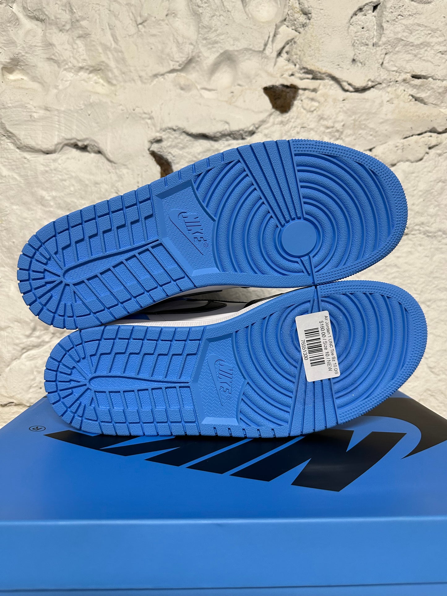 Air Jordan 1 High UNC Toe Sz 10 DS