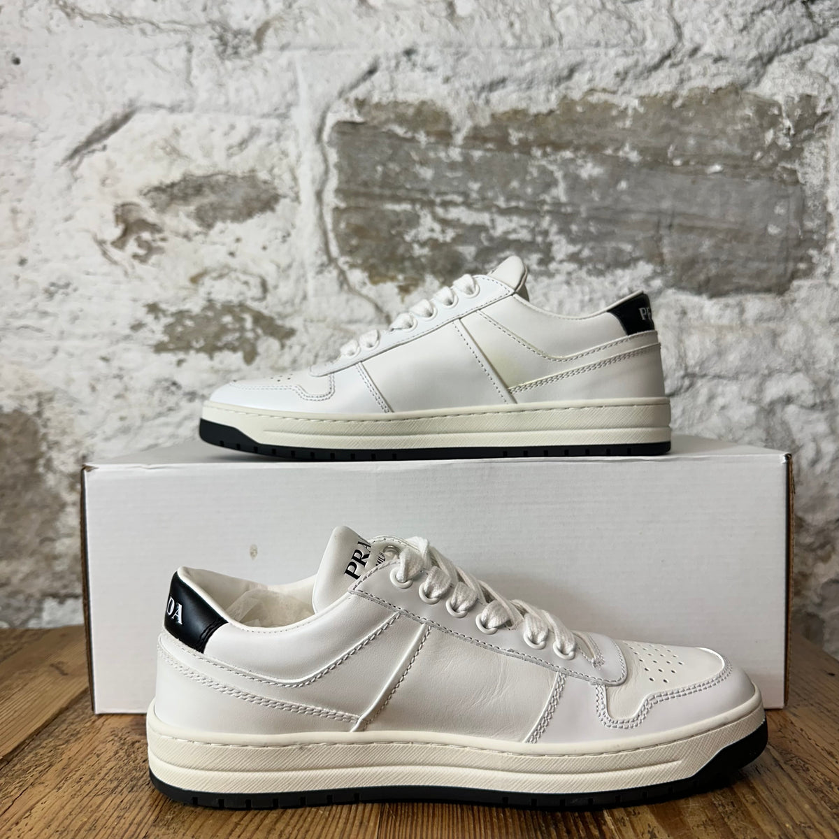 Prada Downtown Leather White Black Sneaker Sz 5 (37)