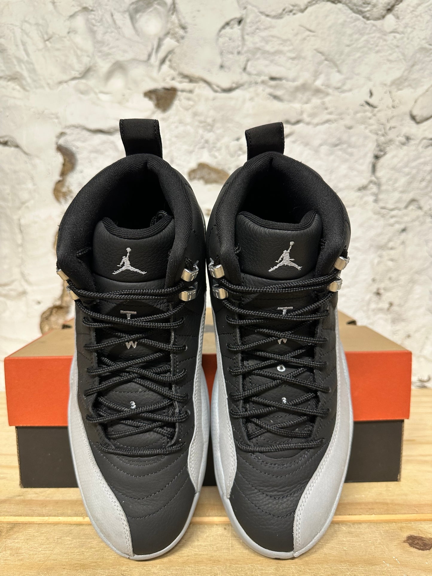 Air Jordan 12 Barons Sz 9