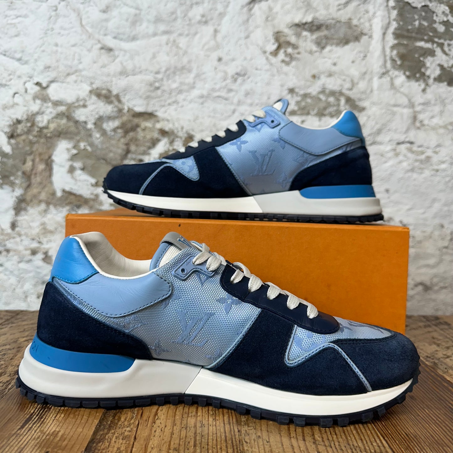 Louis Vuitton Blue Monogram Navy Runaway Sneaker Sz 6.5 (5LV)