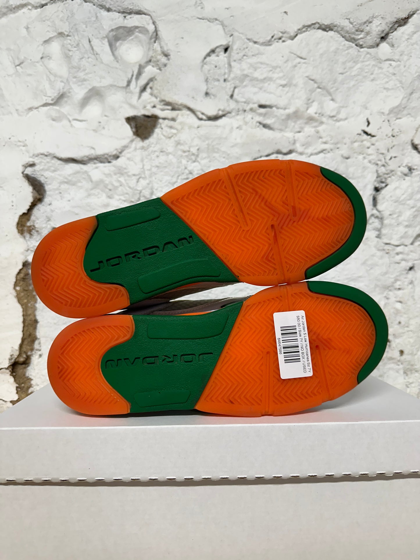 Air Jordan 5 Low Hurricanes Sz 7Y