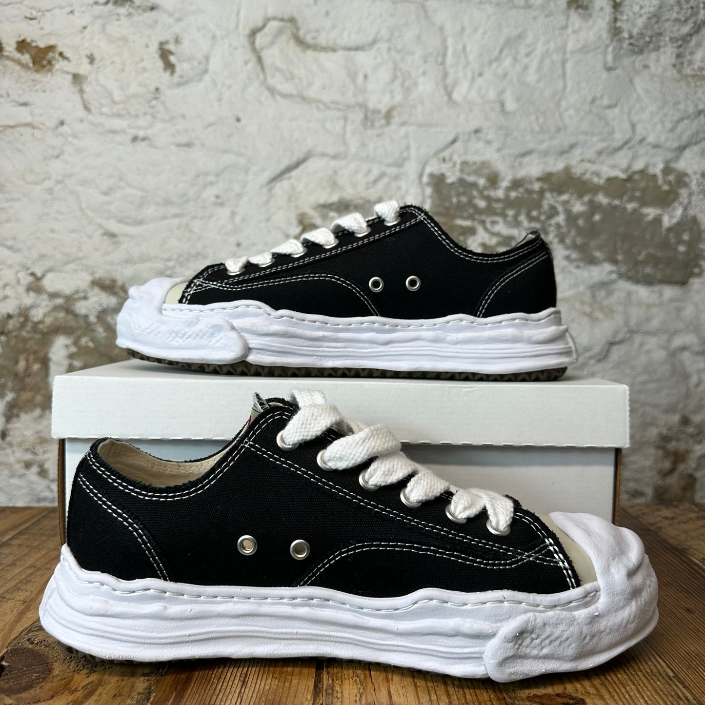 Maison Mihara Black White Hank Sneaker Sz 11 (44)