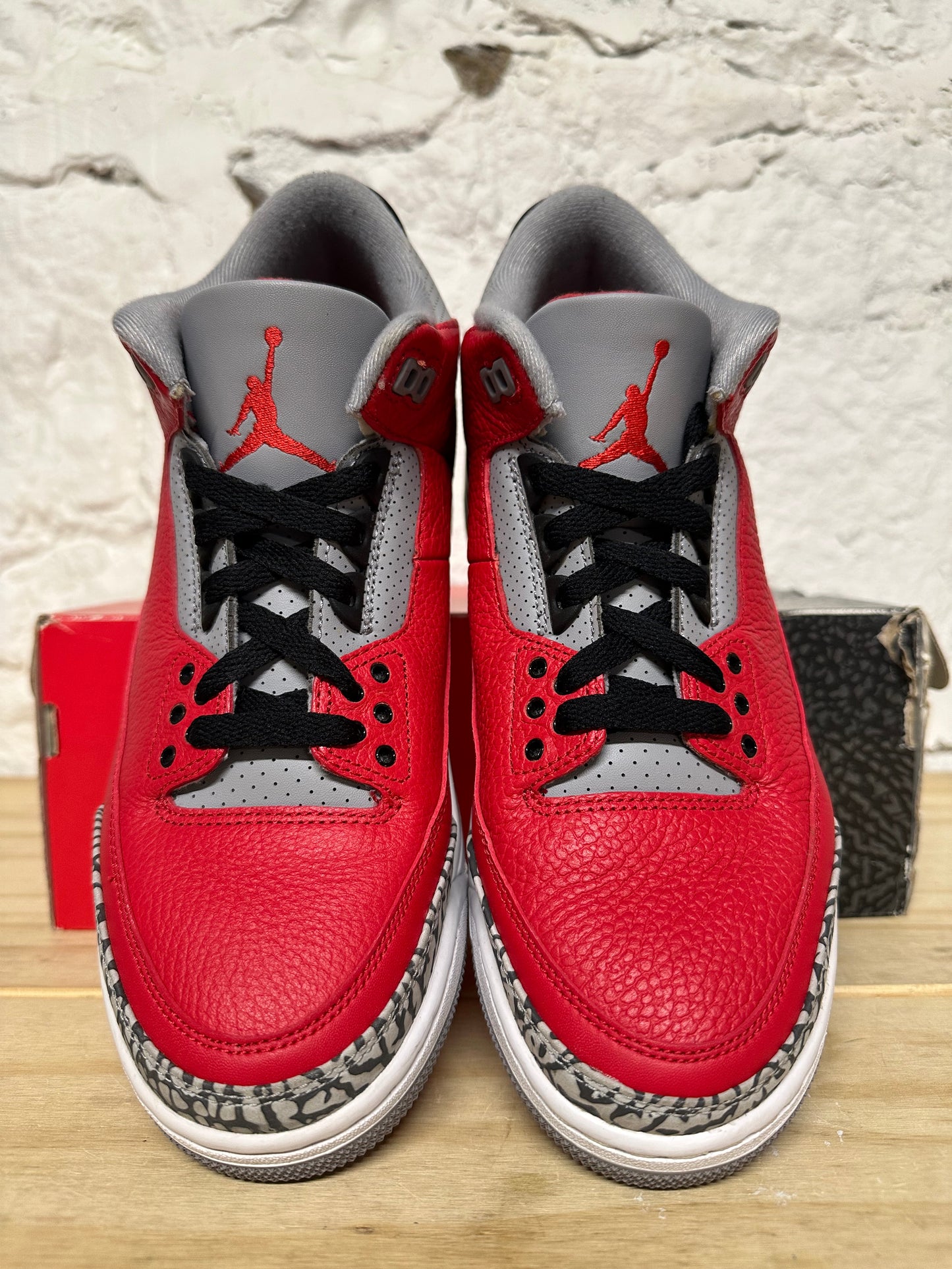 Air Jordan 3 Unite Sz 9