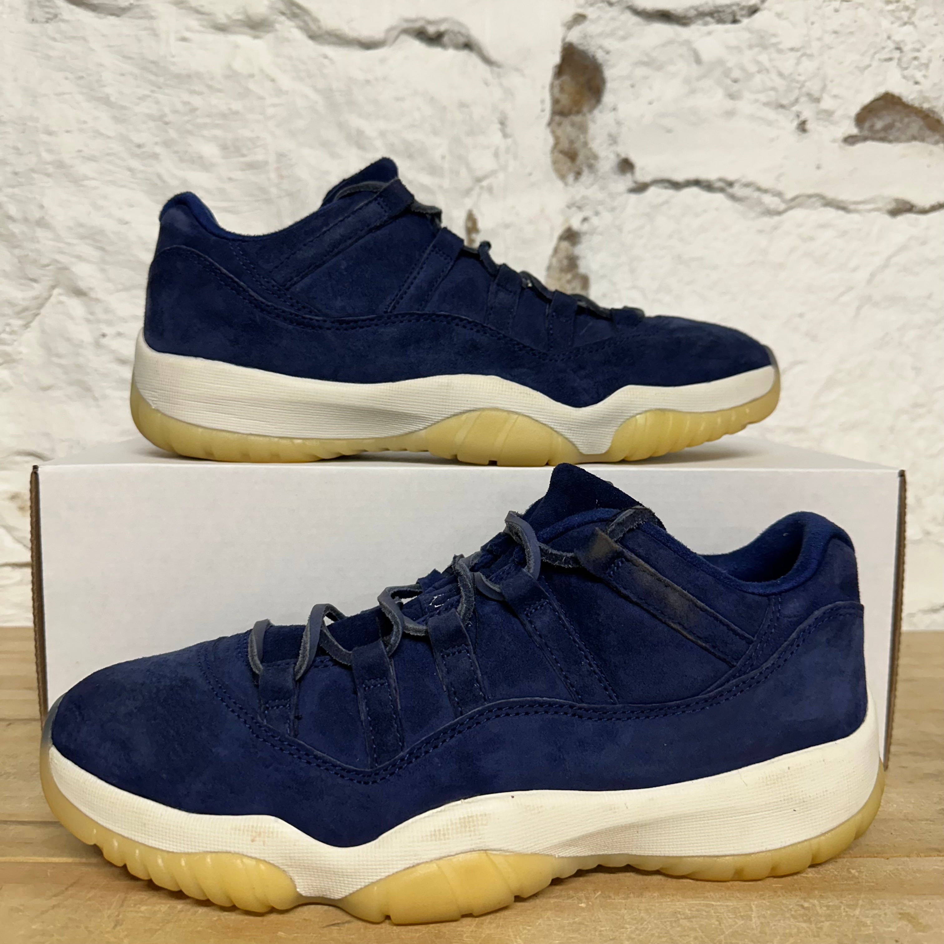 Air Jordan 11 Low Derek Jeter RE2PECT Sz 9