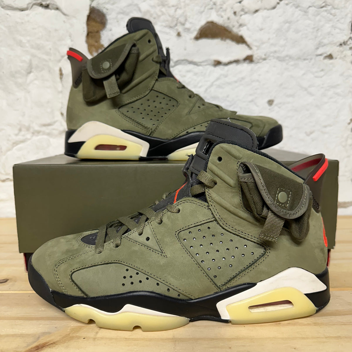 Air Jordan 6 Travis Scott Olive Sz 8