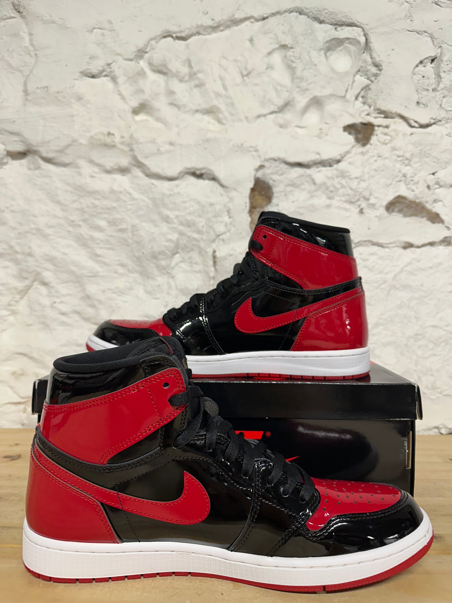 Air Jordan 1 High Patent Bred Sz 11