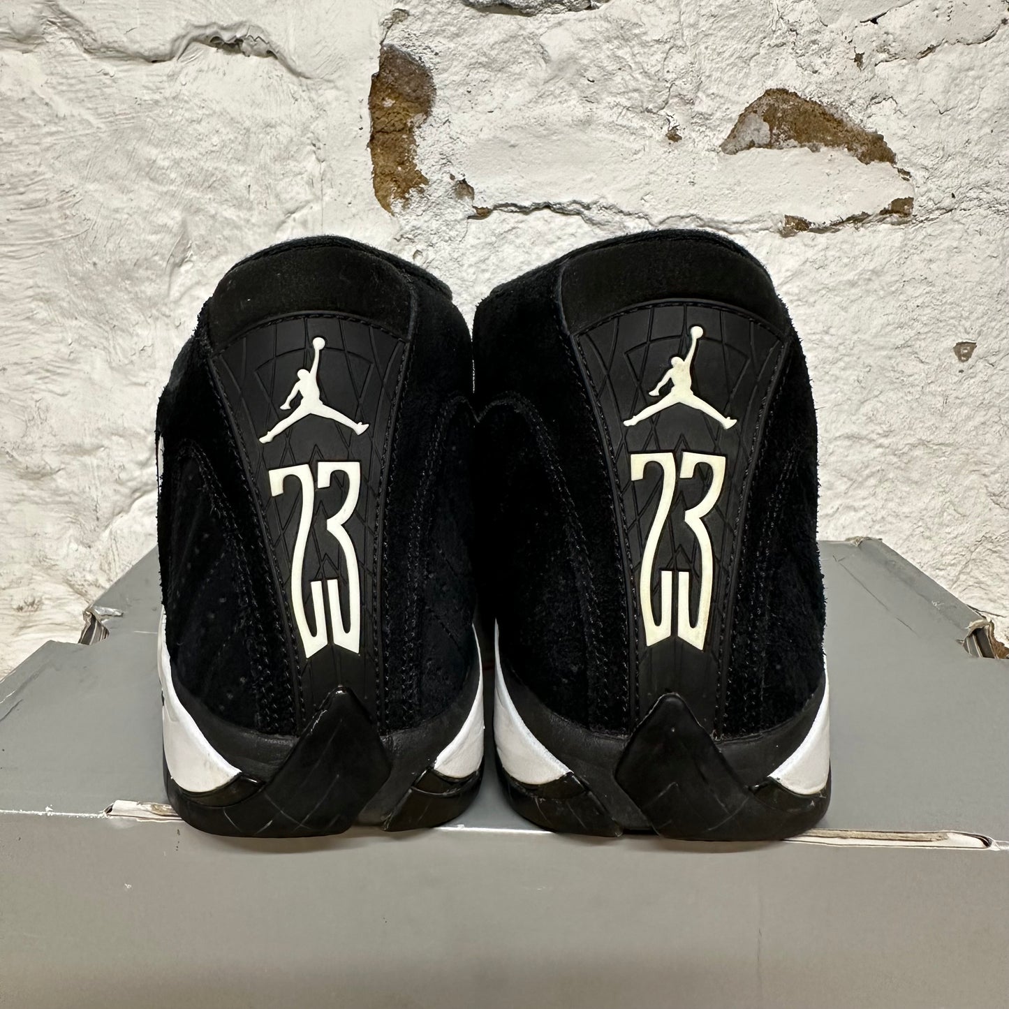 Air Jordan 14 Black White Sz 9.5