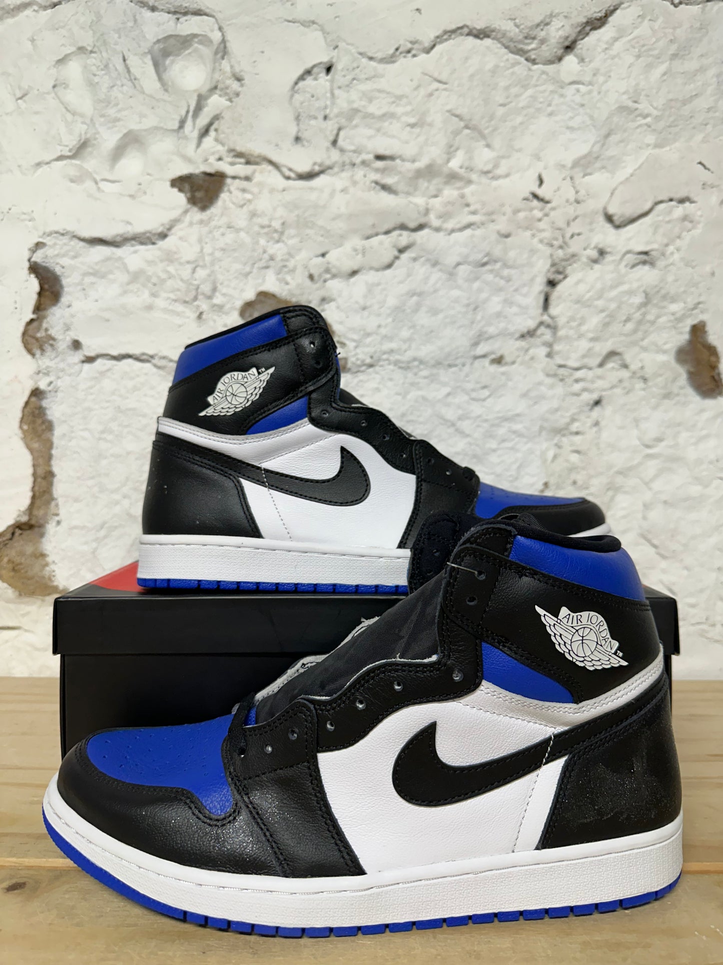 Air Jordan 1 High Royal Toe Sz 12 DS