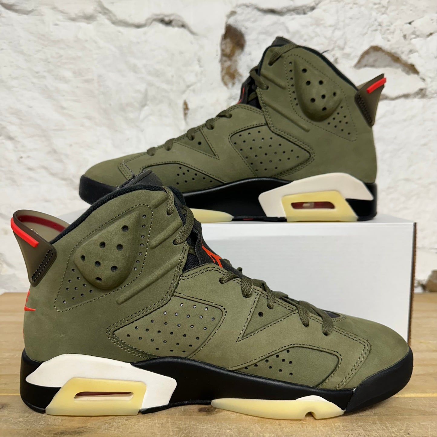 Air Jordan 6 Travis Scott Olive Sz 9