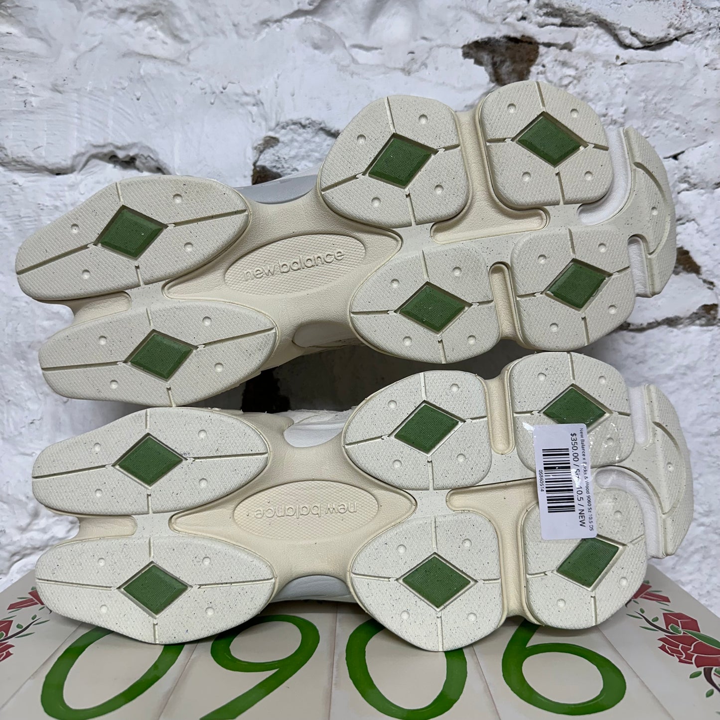 New Balance x Bricks & Wood 9060 Sz 10.5 DS