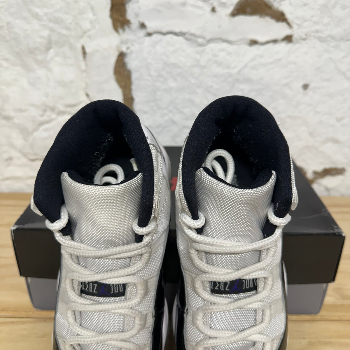 Air Jordan 11 High Concord (2018) Sz 8