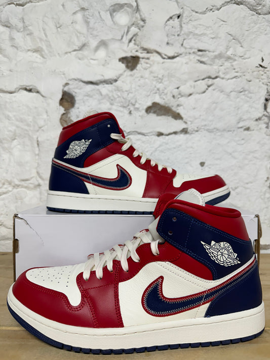 Air Jordan 1 Mid USA Sz 10.5 (12W)