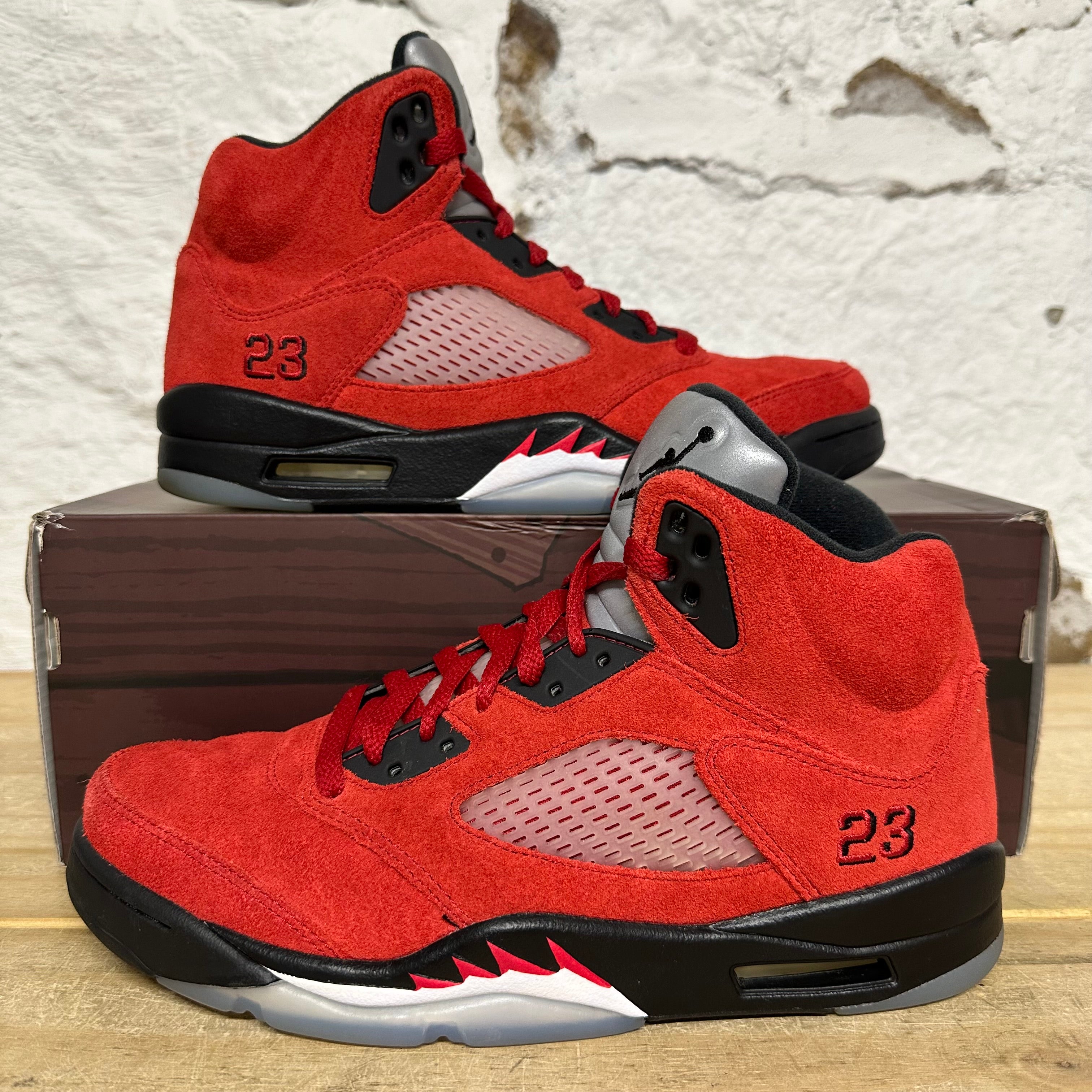 Air Jordan 5 Raging Bull Sz 8.5