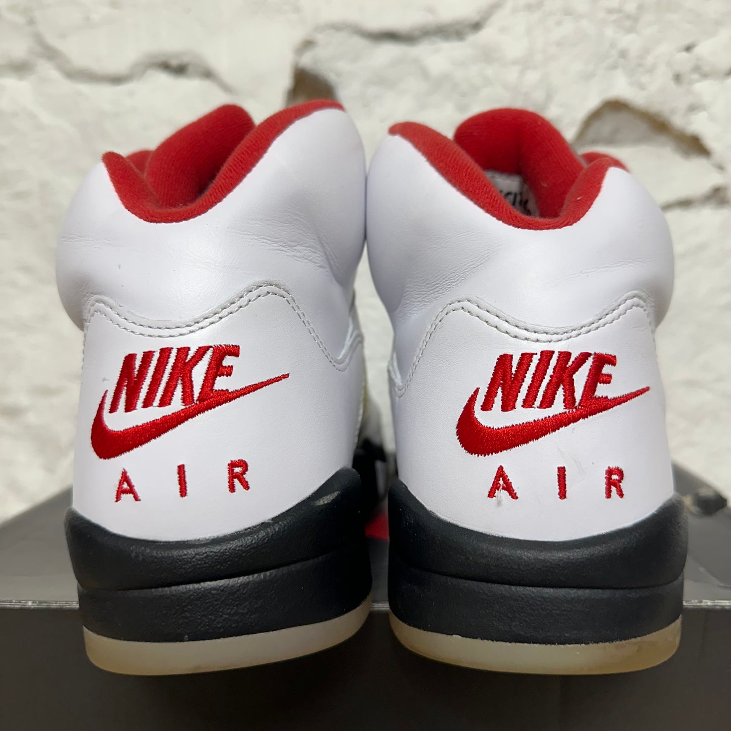 Air Jordan 5 Fire Red Silver Tongue (2020) Sz 10