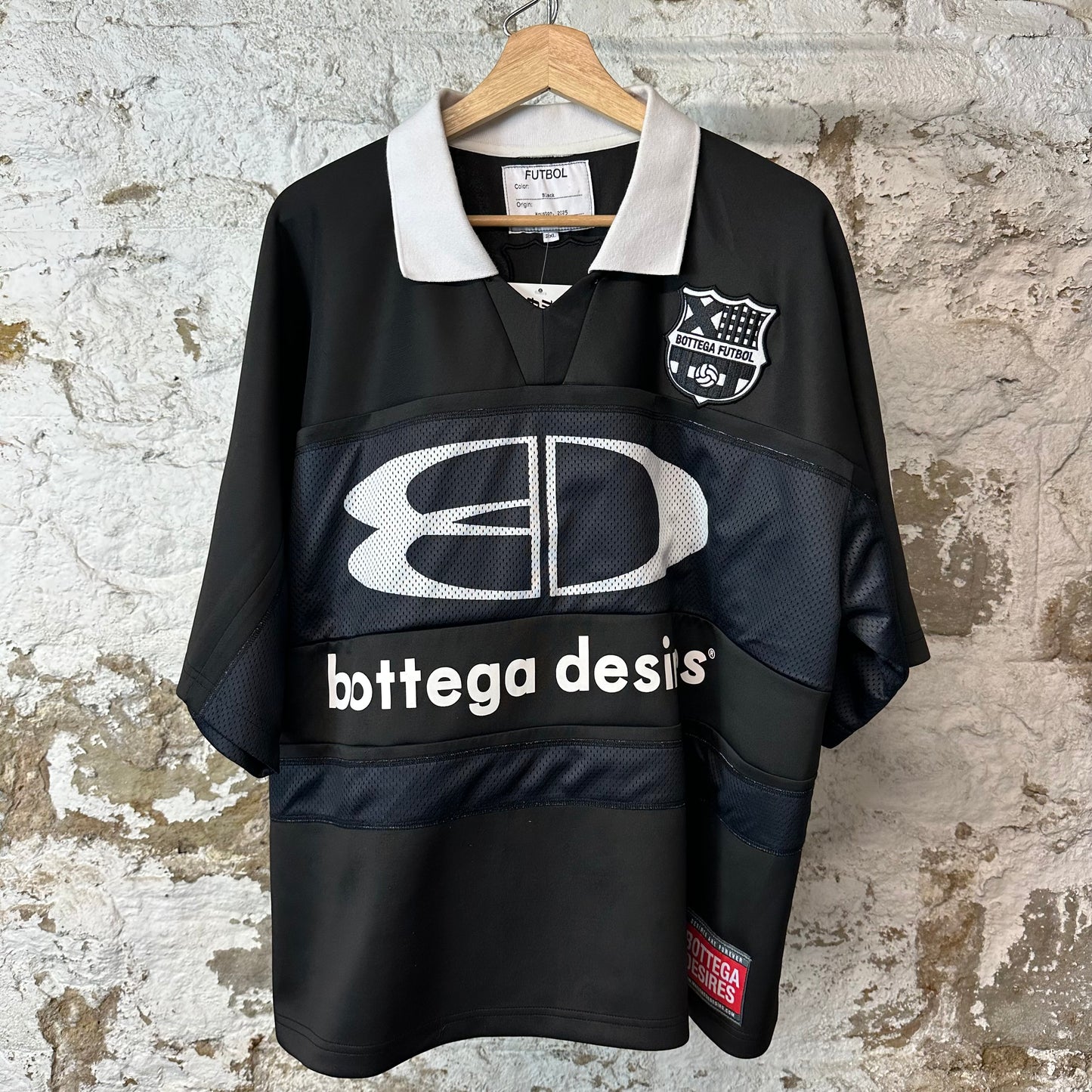 Bottega Desires Black Futbol Jersey Sz XXL