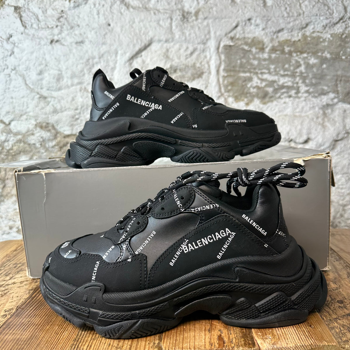 Balenciaga Triple S Spellout Black Sneaker Sz 7 (40)