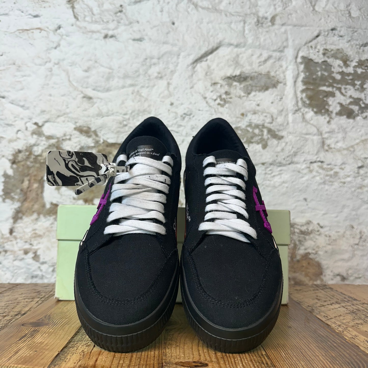Off White Purple Arrow Black White Vulc Sneaker Sz 8 (41)