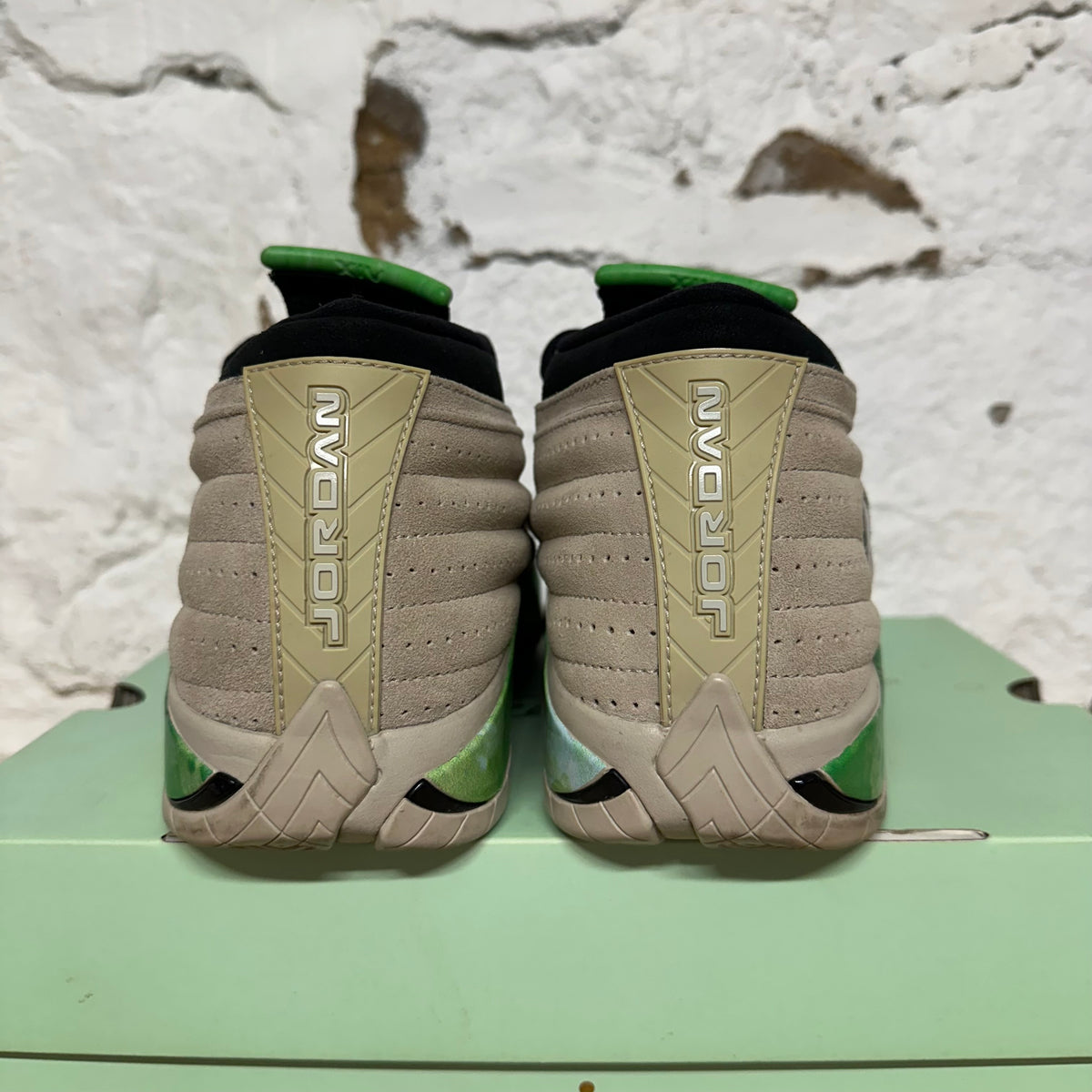 Air Jordan 14 Aleali May Fortune Sz 10.5 (12W)
