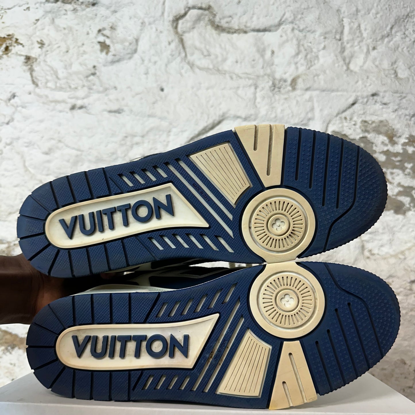 Louis Vuitton Navy White Skate Sneaker Sz 10.5 (9LV)