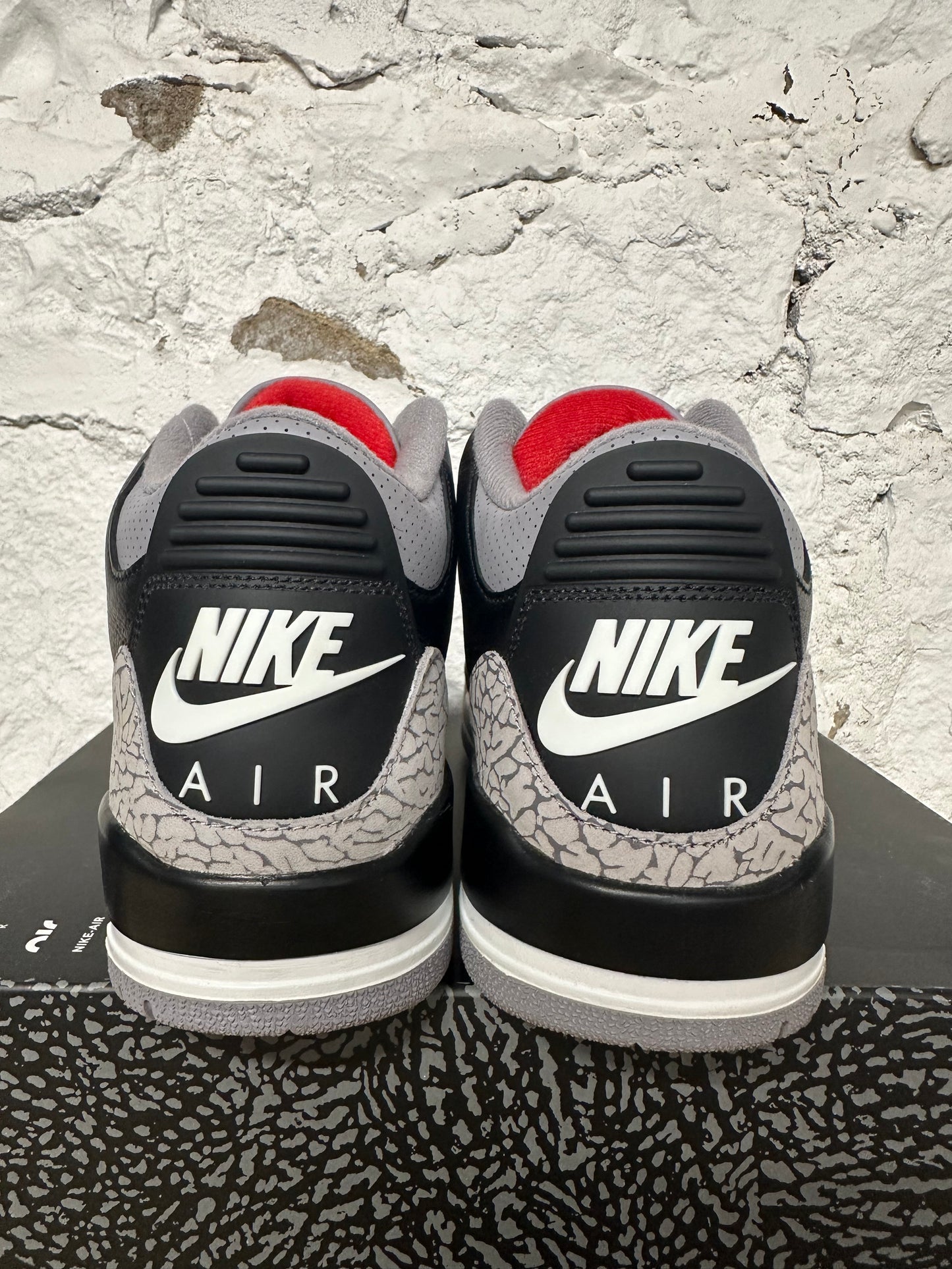 Air Jordan 3 Black Cement (2024) Sz 9 DS