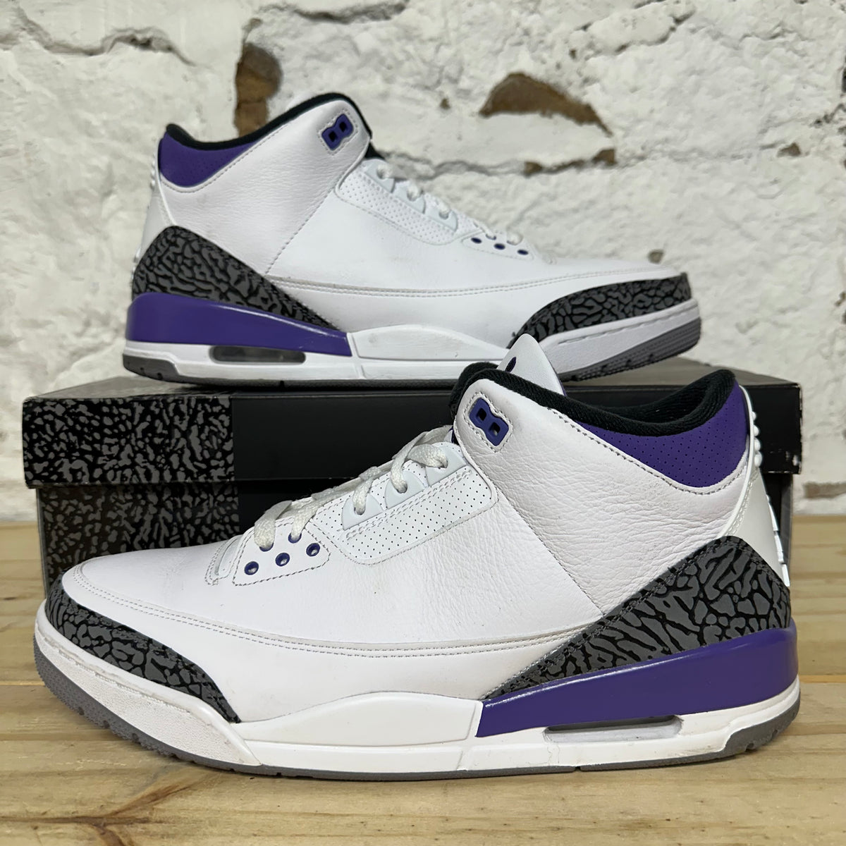 Air Jordan 3 Dark Iris Sz 13