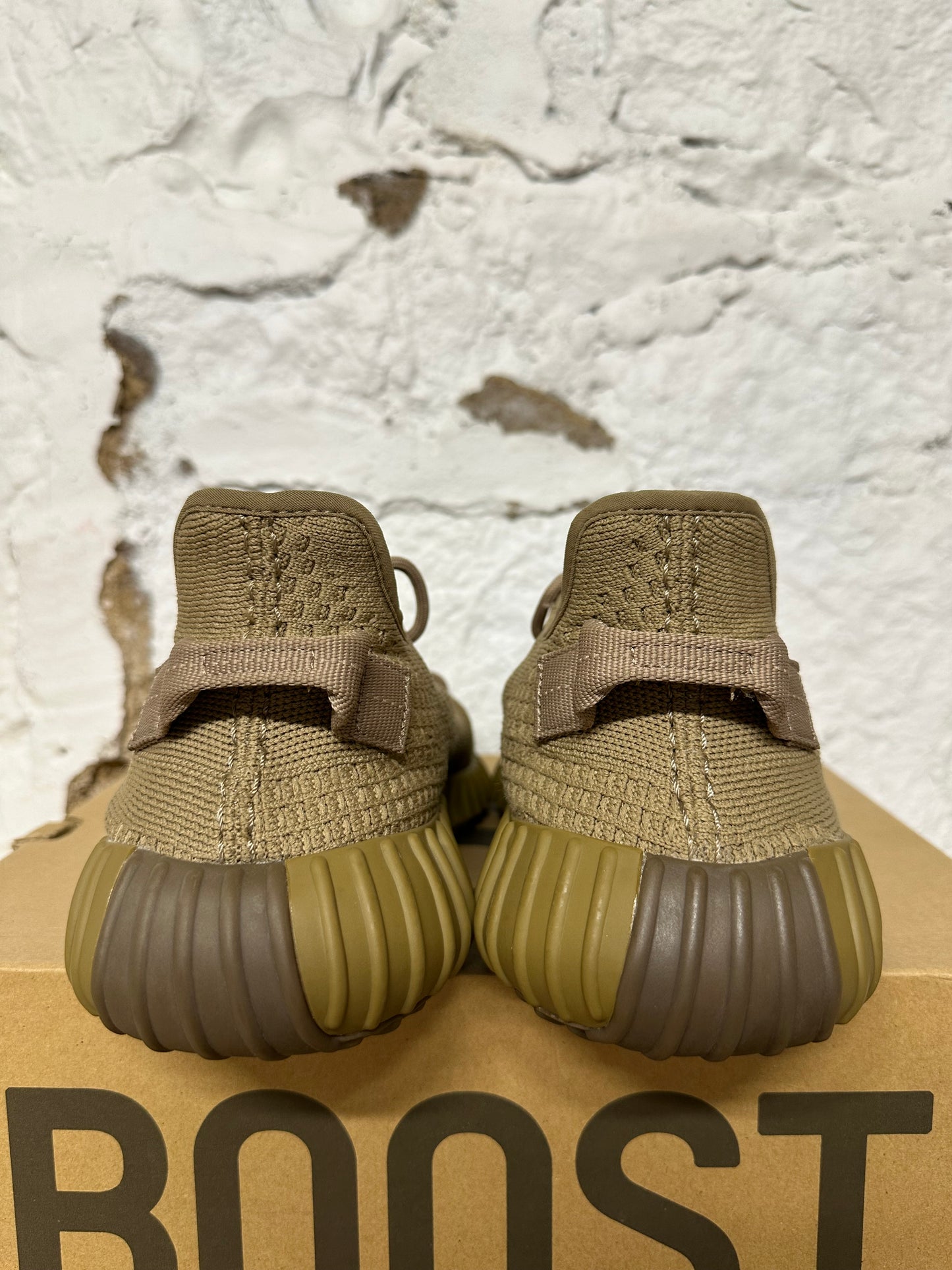 Yeezy 350 V2 Earth Sz 12.5