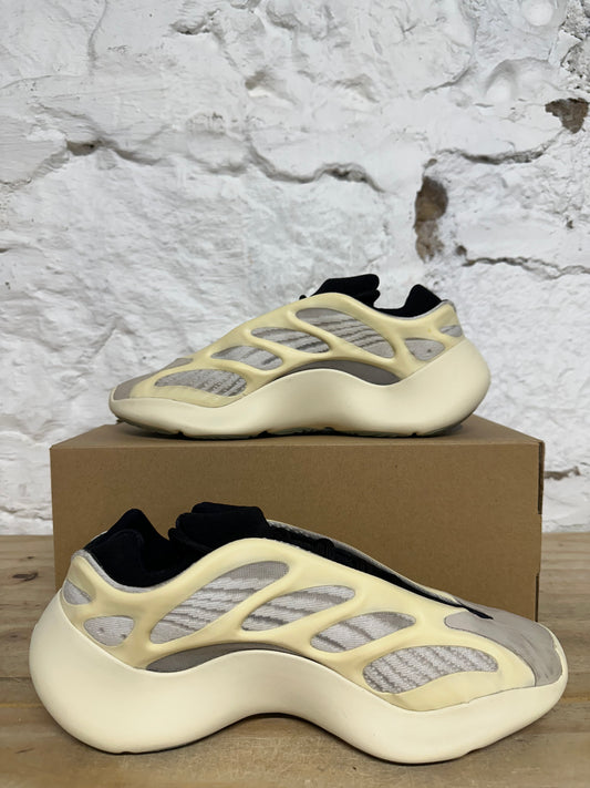 Yeezy 700 Azael Sz 8