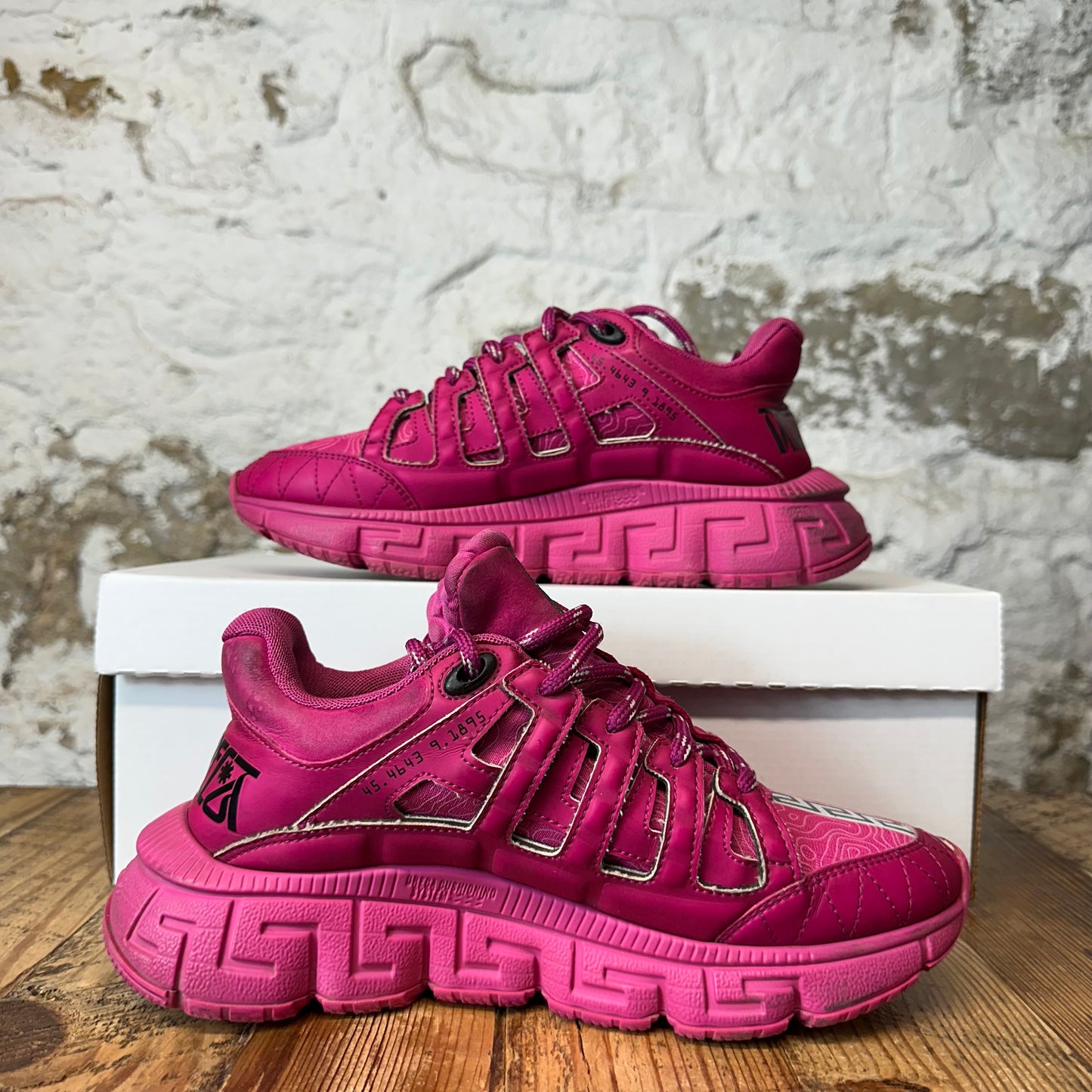 Versace Trigreca Triple Pink Sneaker Sz 6 (38)