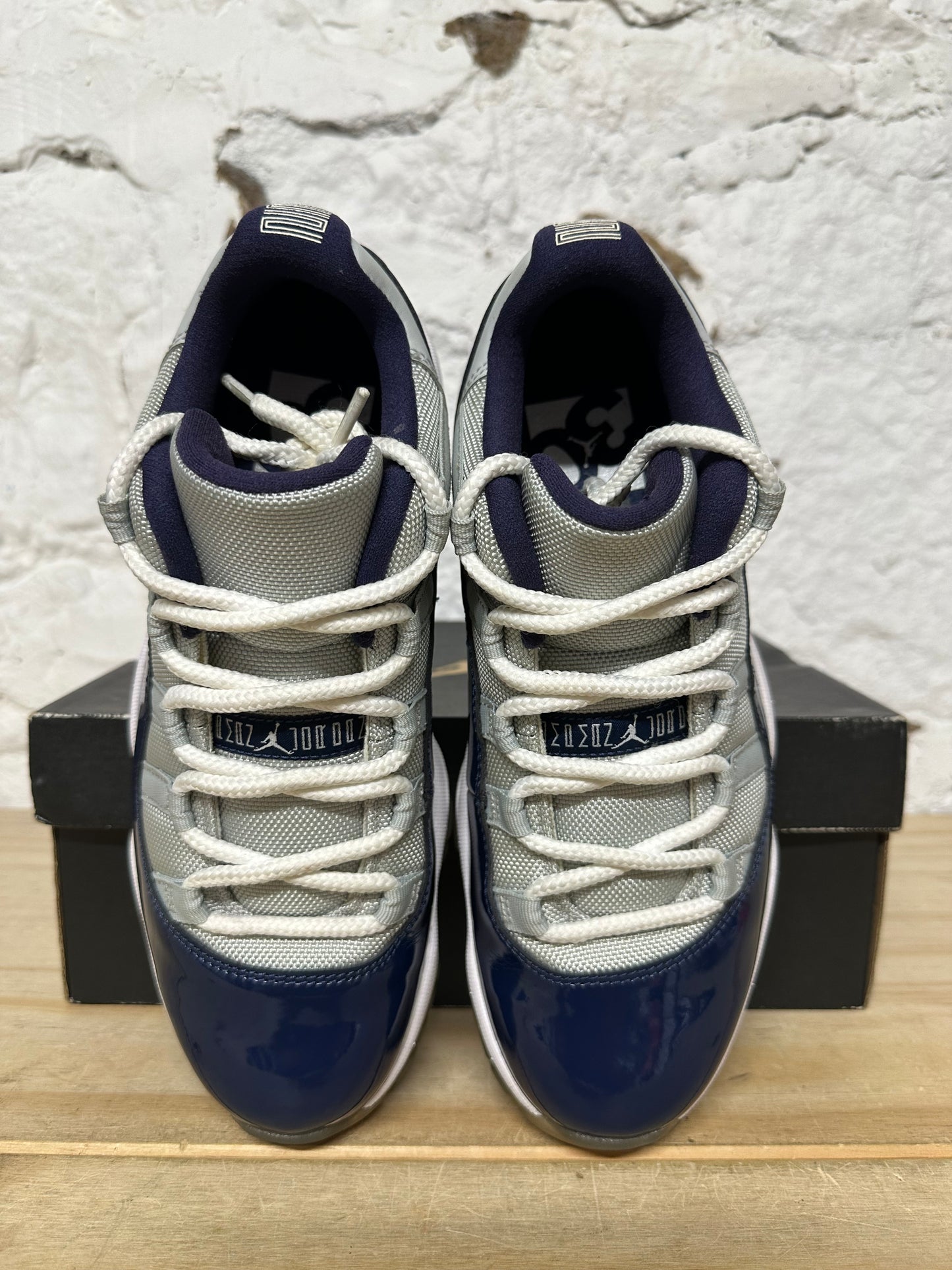 Air Jordan 11 Low Georgetown Sz 7.5