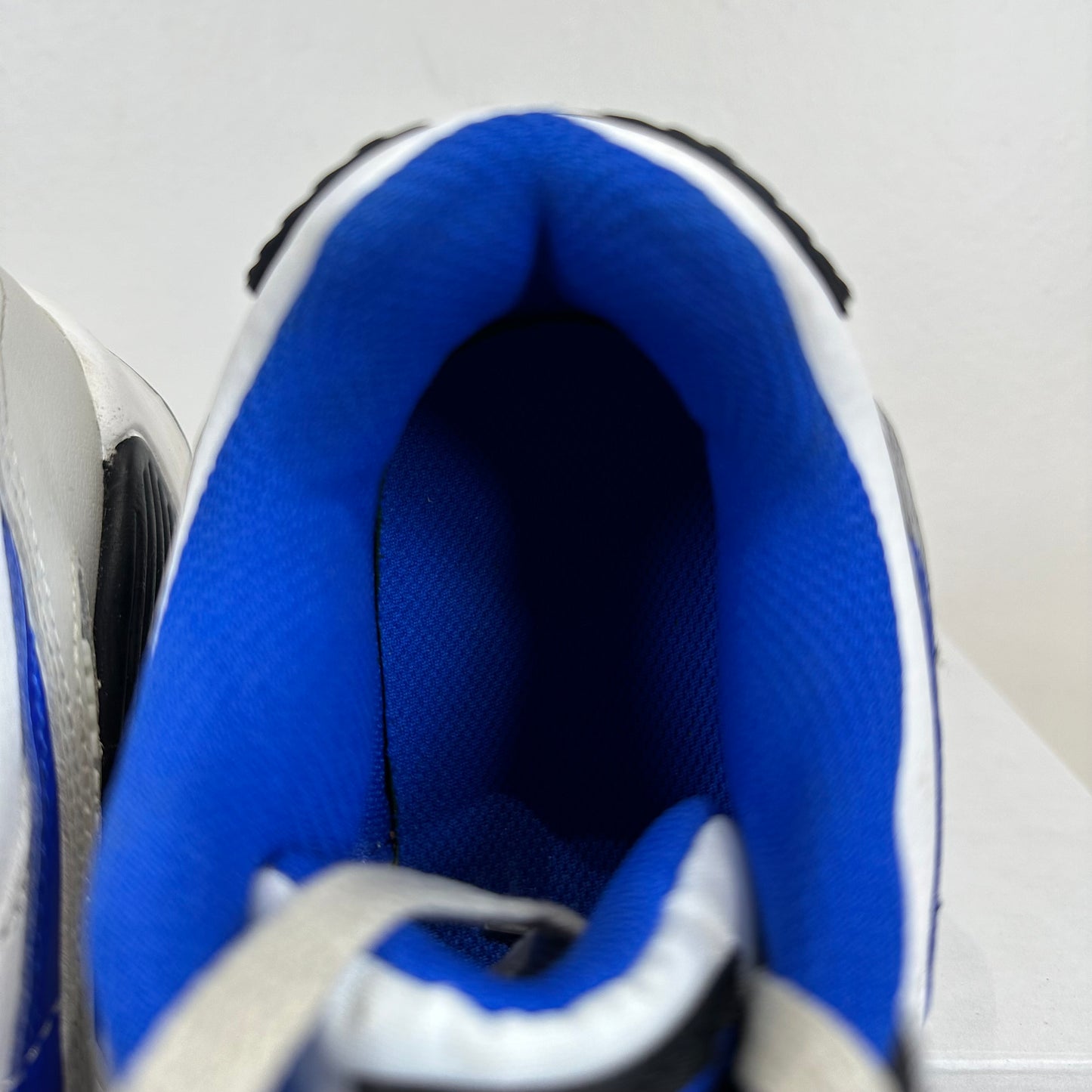 Air Max 90 White Royal Sz 7Y