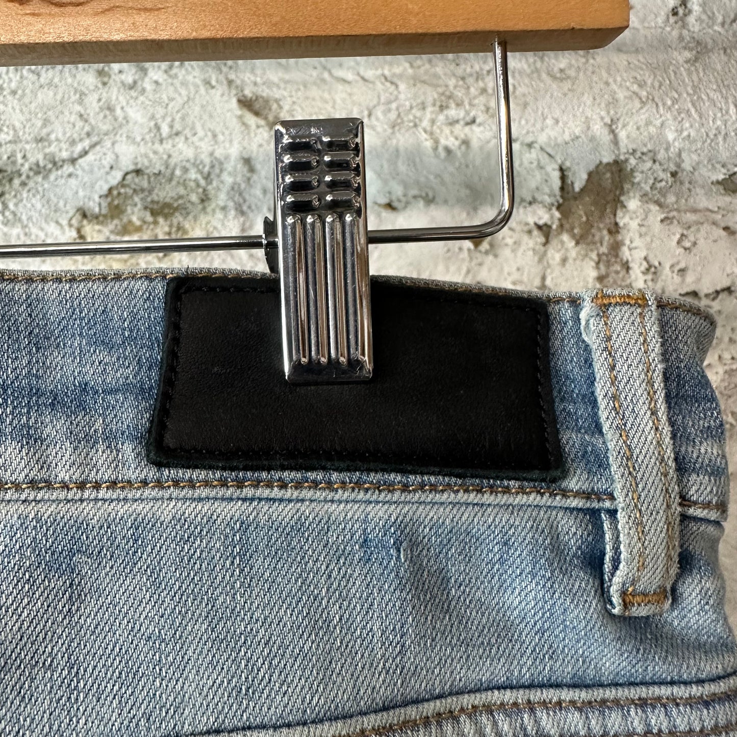 Amiri Cherub Angel Logo Blue Denim Jeans Sz 32