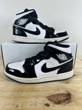 Air Jordan 1 Mid Carbon Fiber Sz 10