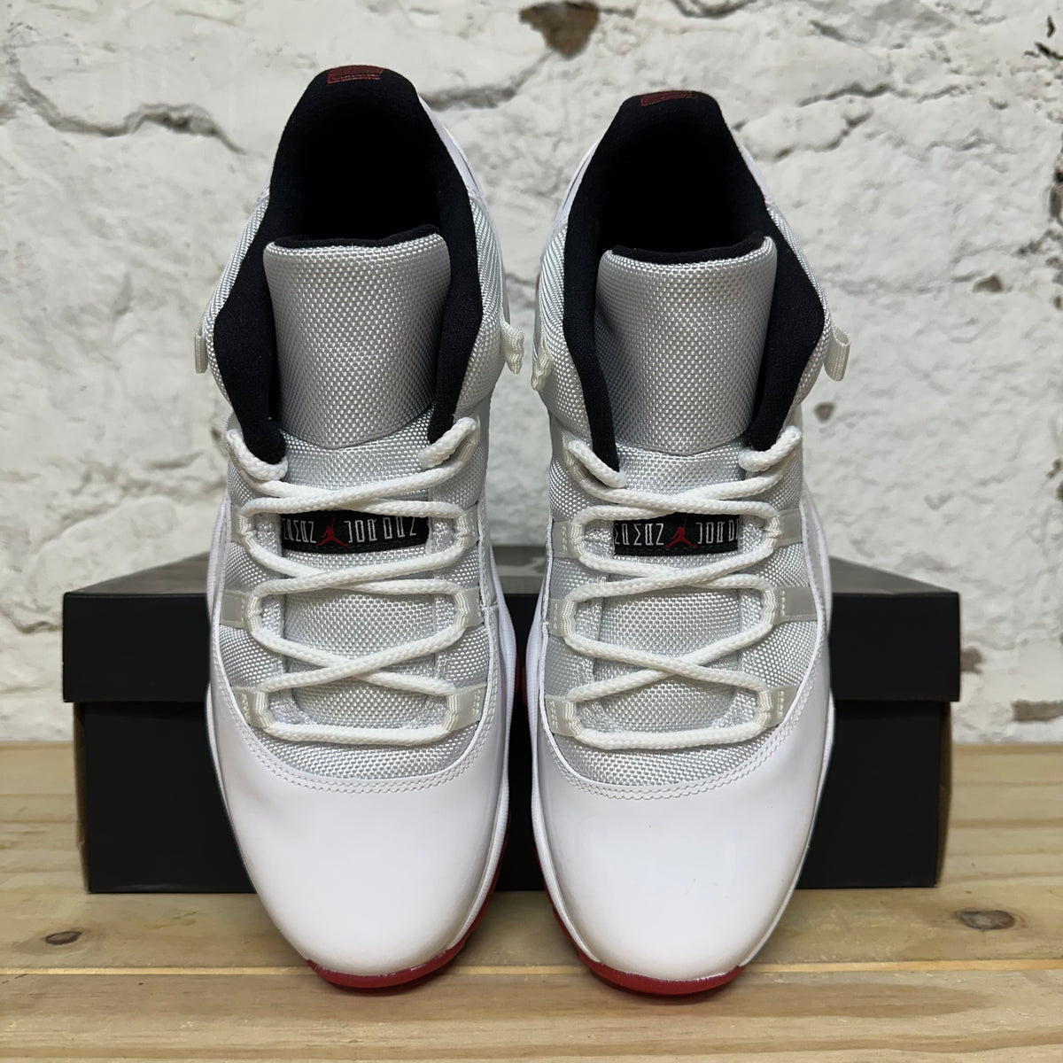 Air Jordan 11 Low Cherry Bottom (2012) Sz 10 DS