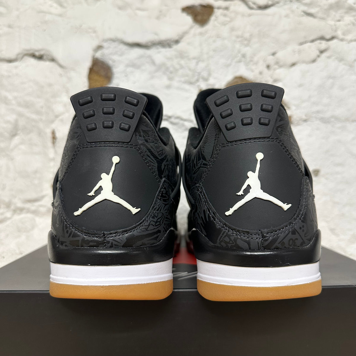 Air Jordan 4 Laser Black Gum Sz 10.5
