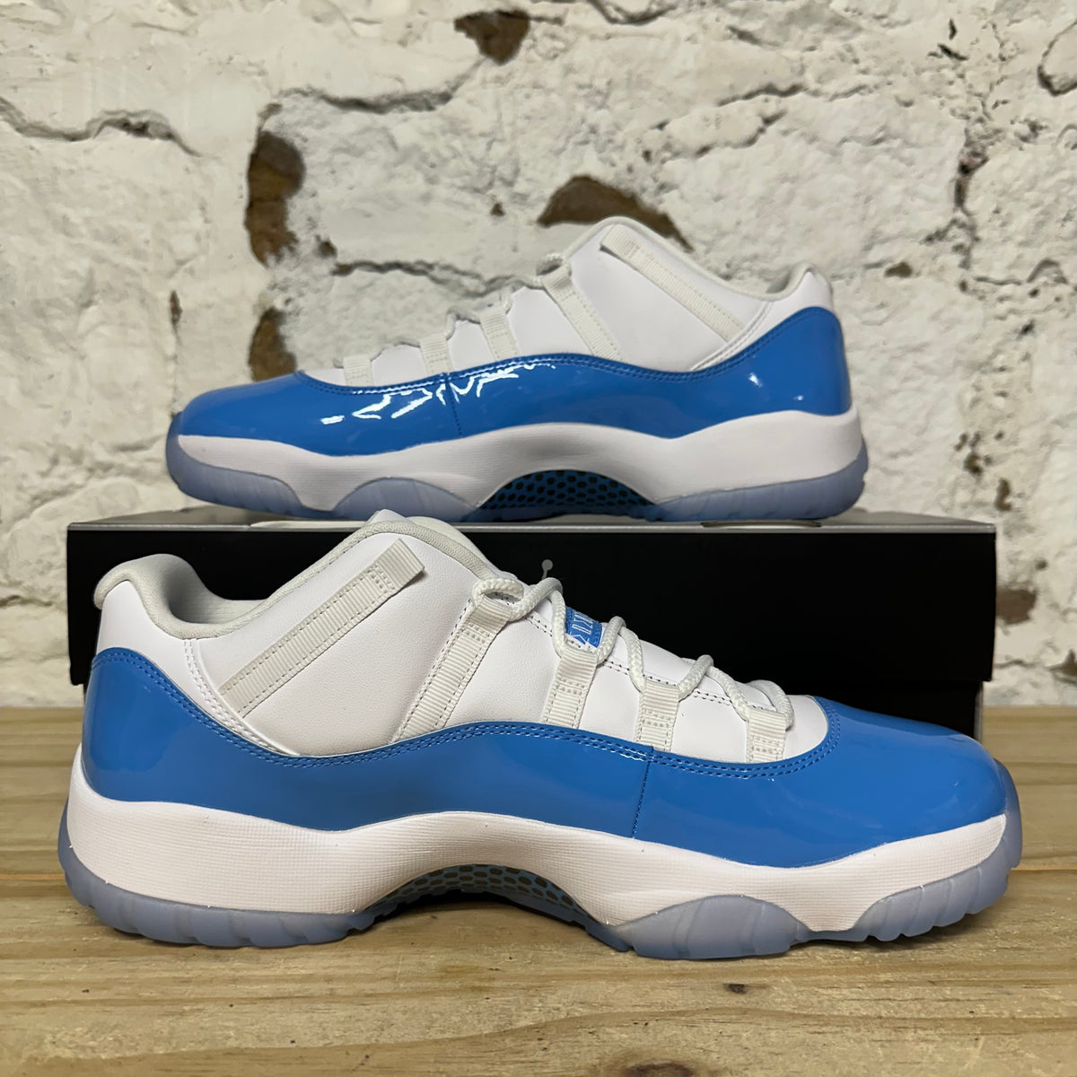 Air Jordan 11 Low University Blue (2026) Sz 13 DS