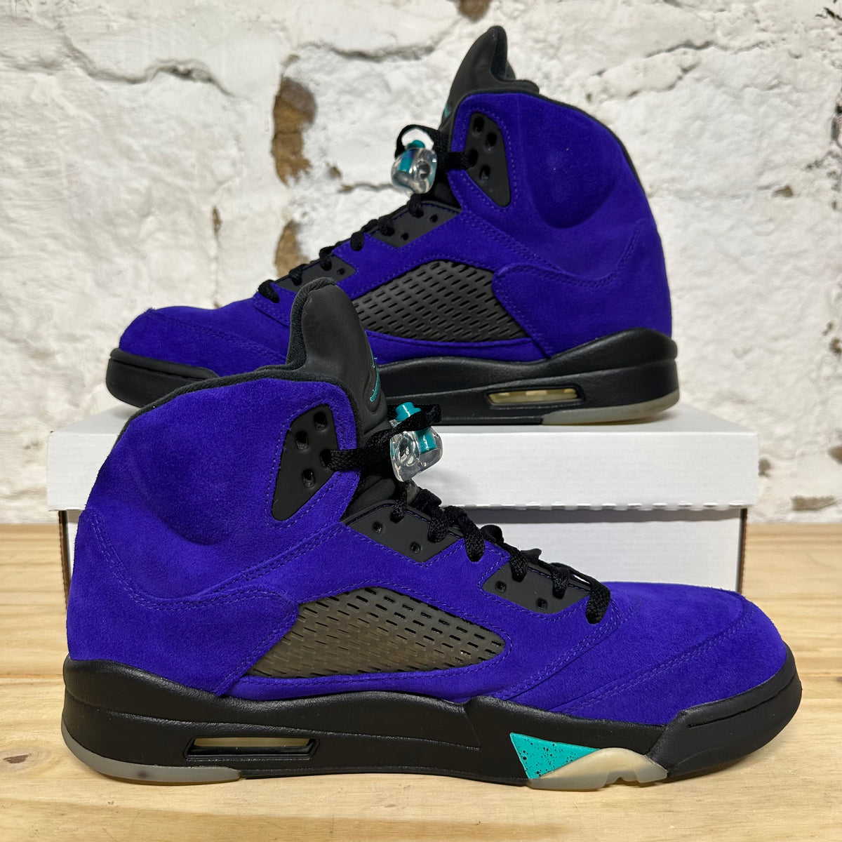 Air Jordan 5 Alternate Grape Sz 12