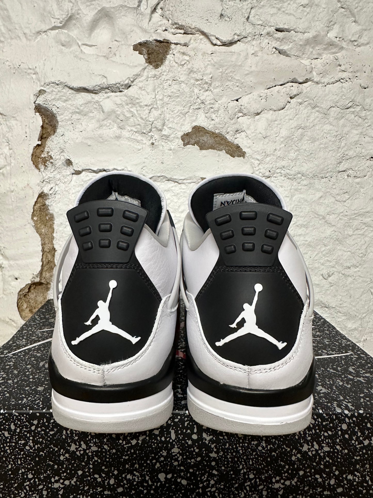 Air Jordan 4 Military Black Sz 9 DS