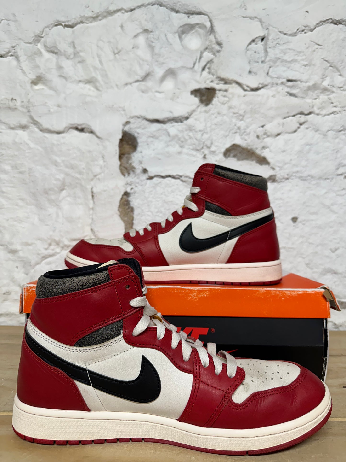 Air Jordan 1 High Chicago Lost And Found Sz 9.5