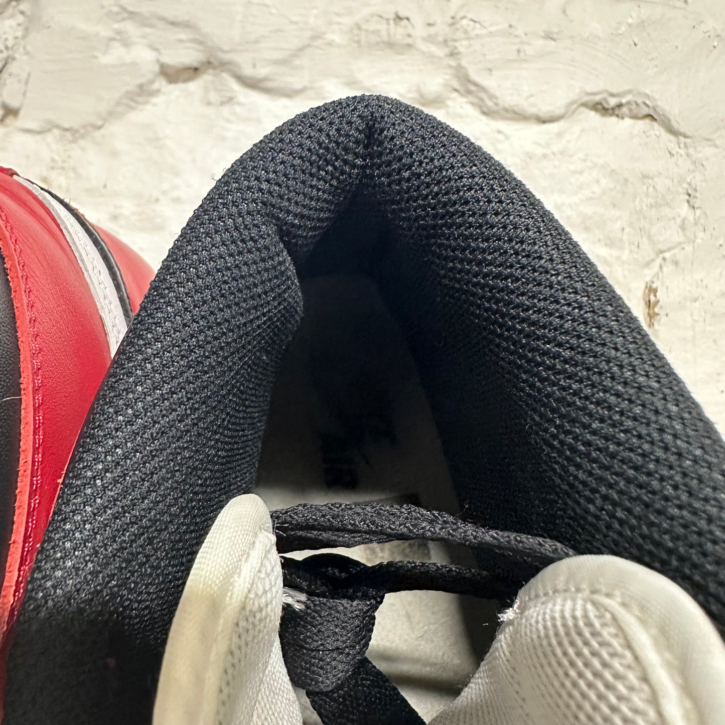 Air Jordan 1 High Black Toe (2013) Sz 10