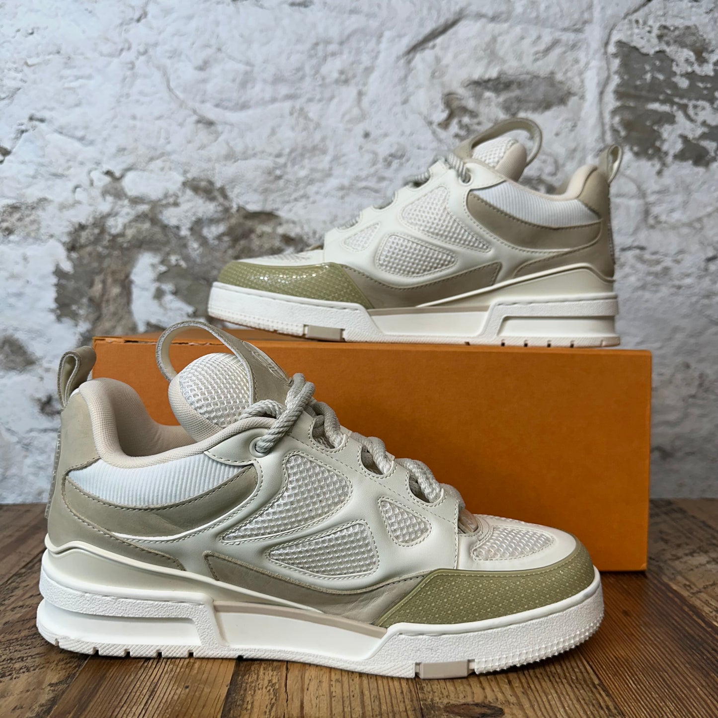 Louis Vuitton Beige Cream Skate Sneaker Sz 8.5 (7LV)
