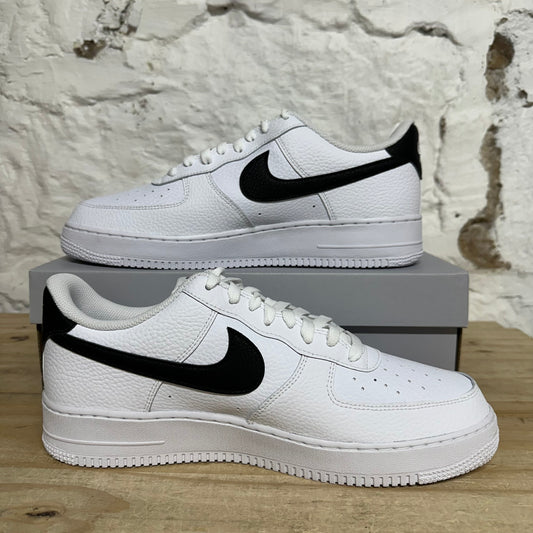 Nike Air Force 1 Low White Black Pebbeled Leather Sz 11.5 DS