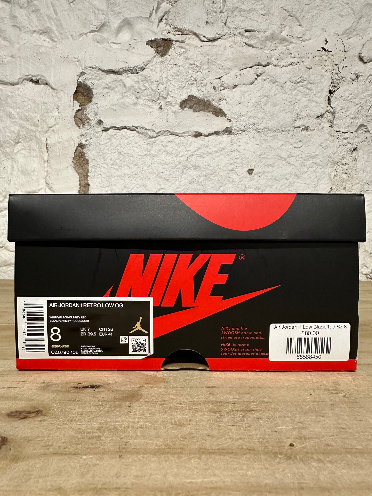 Air Jordan 1 Low Black Toe Sz 8