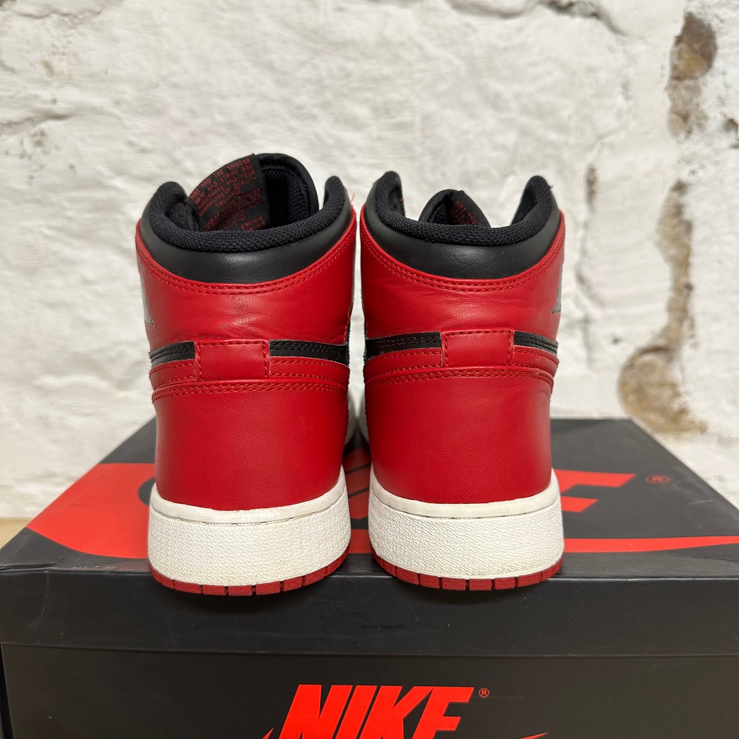 Air Jordan 1 High Bred (2013) Sz 7Y