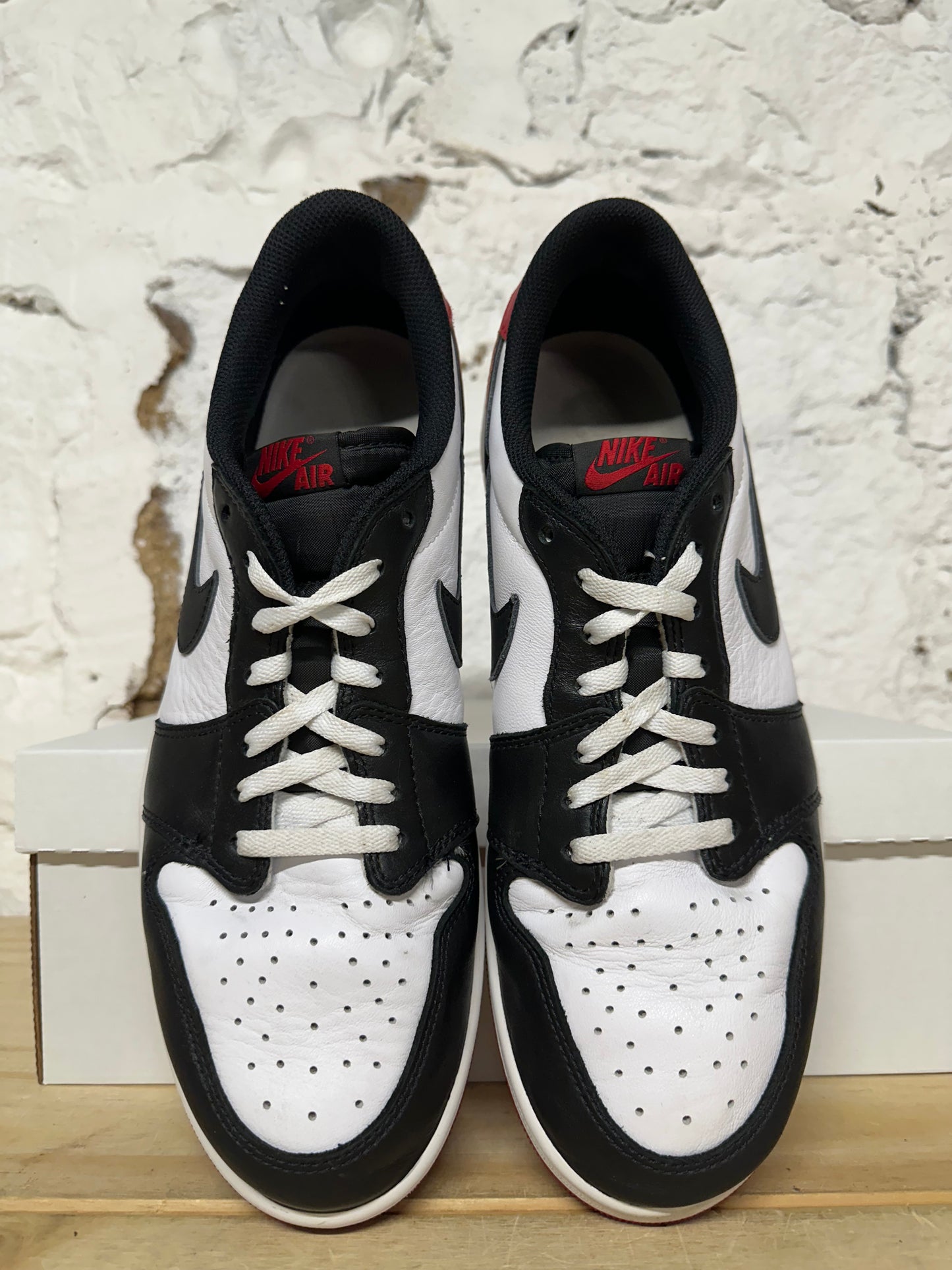 Air Jordan 1 Low Black Toe Sz 12