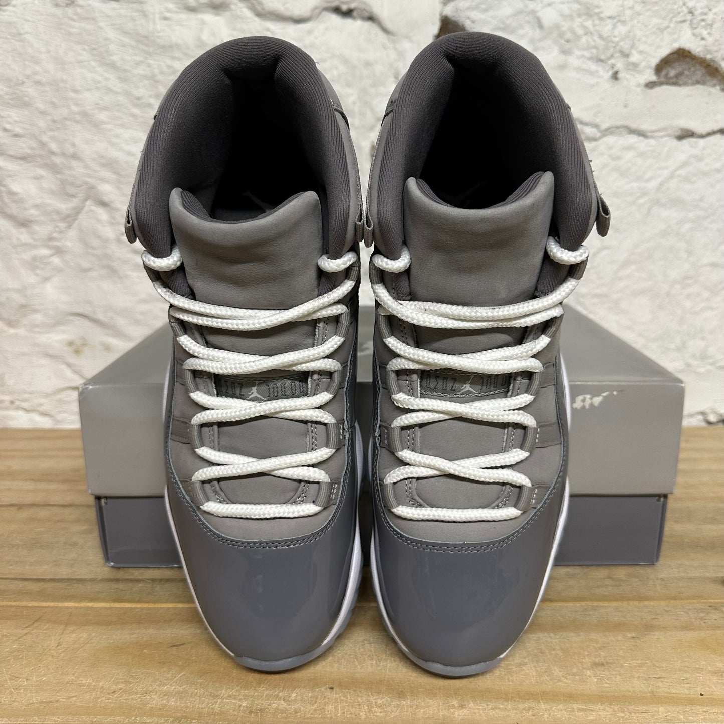 Air Jordan 11 High Cool Grey Sz 10.5