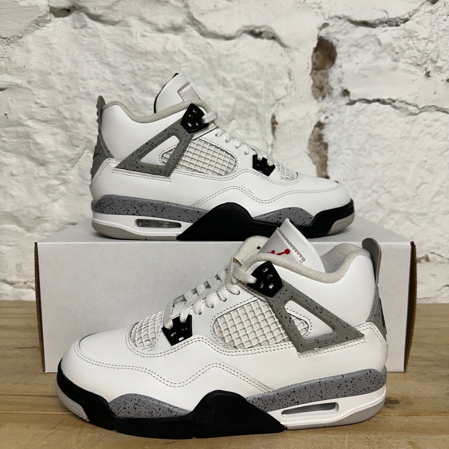 Air Jordan 4 White Cement Sz 7Y