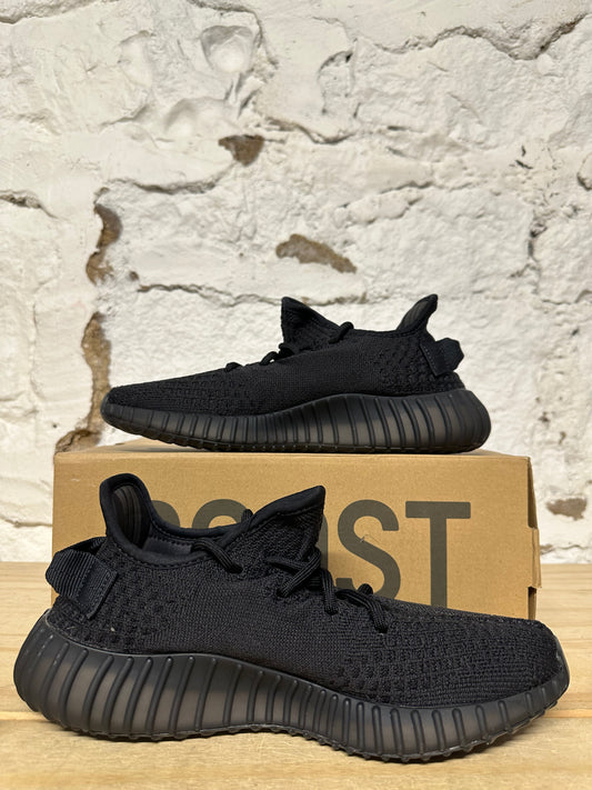 Yeezy 350 V2 Onyx Sz 6