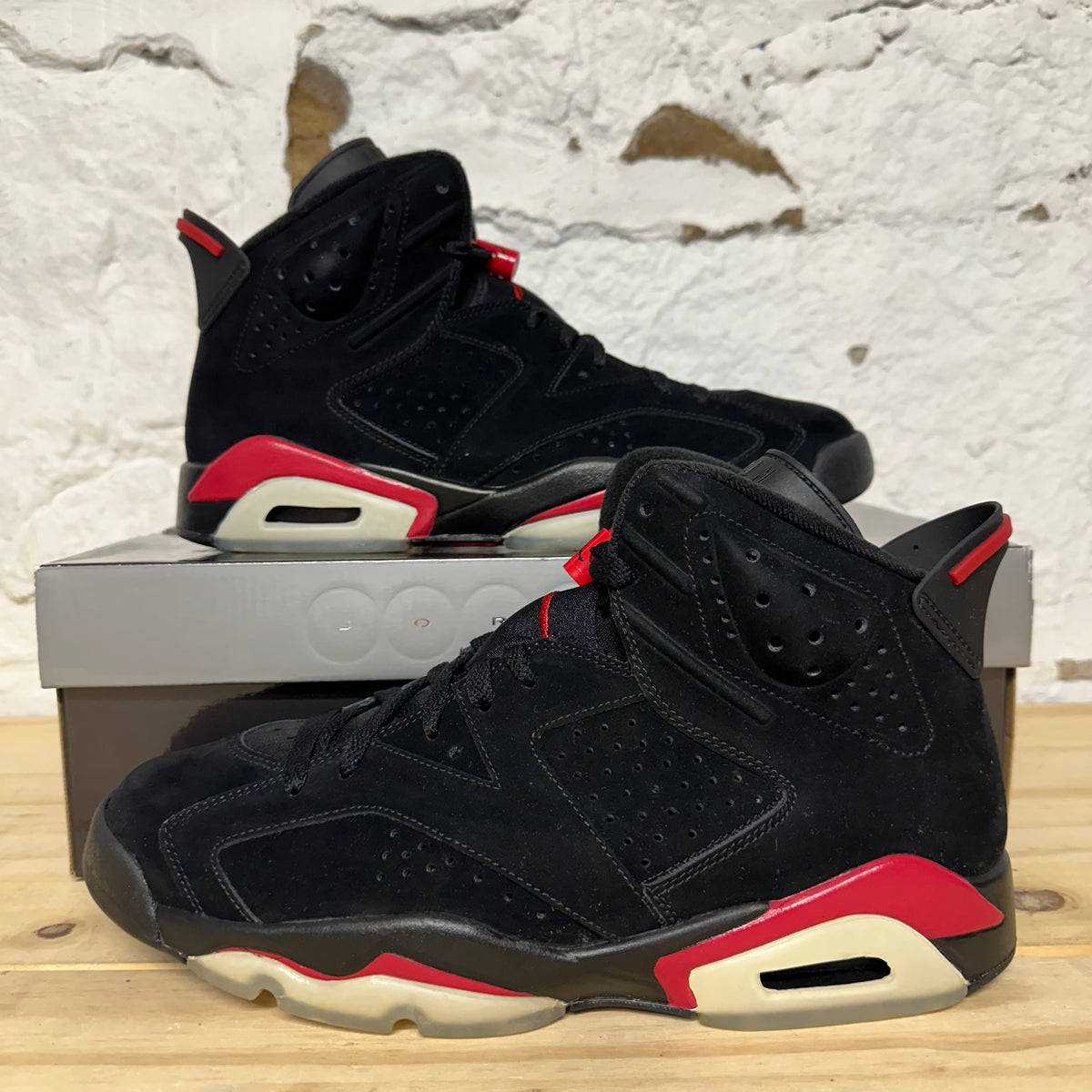 Air Jordan 6 Varsity Red (2010) Sz 10 DS