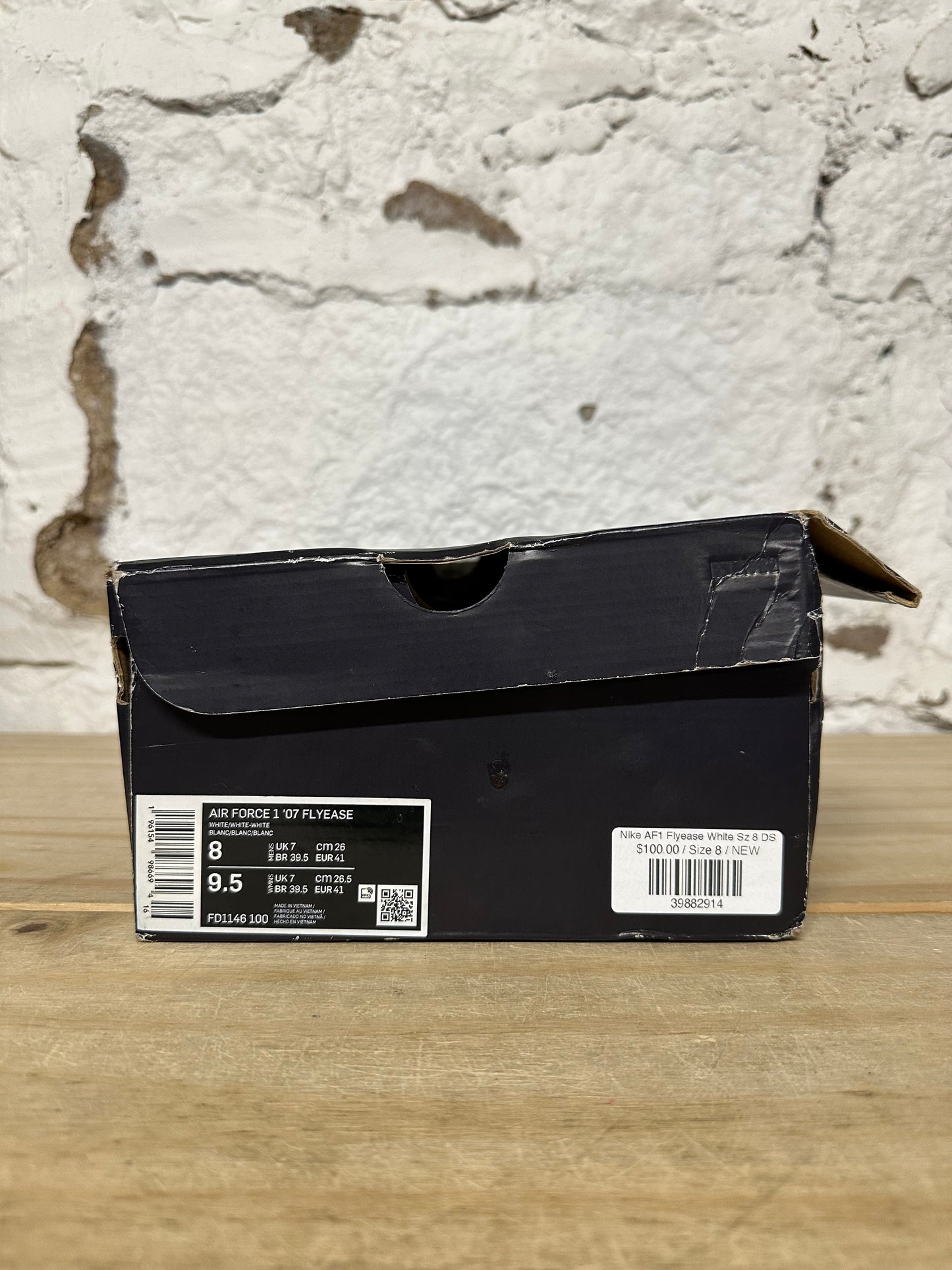 Nike Air Force 1 Low Flyease White Sz 8 DS