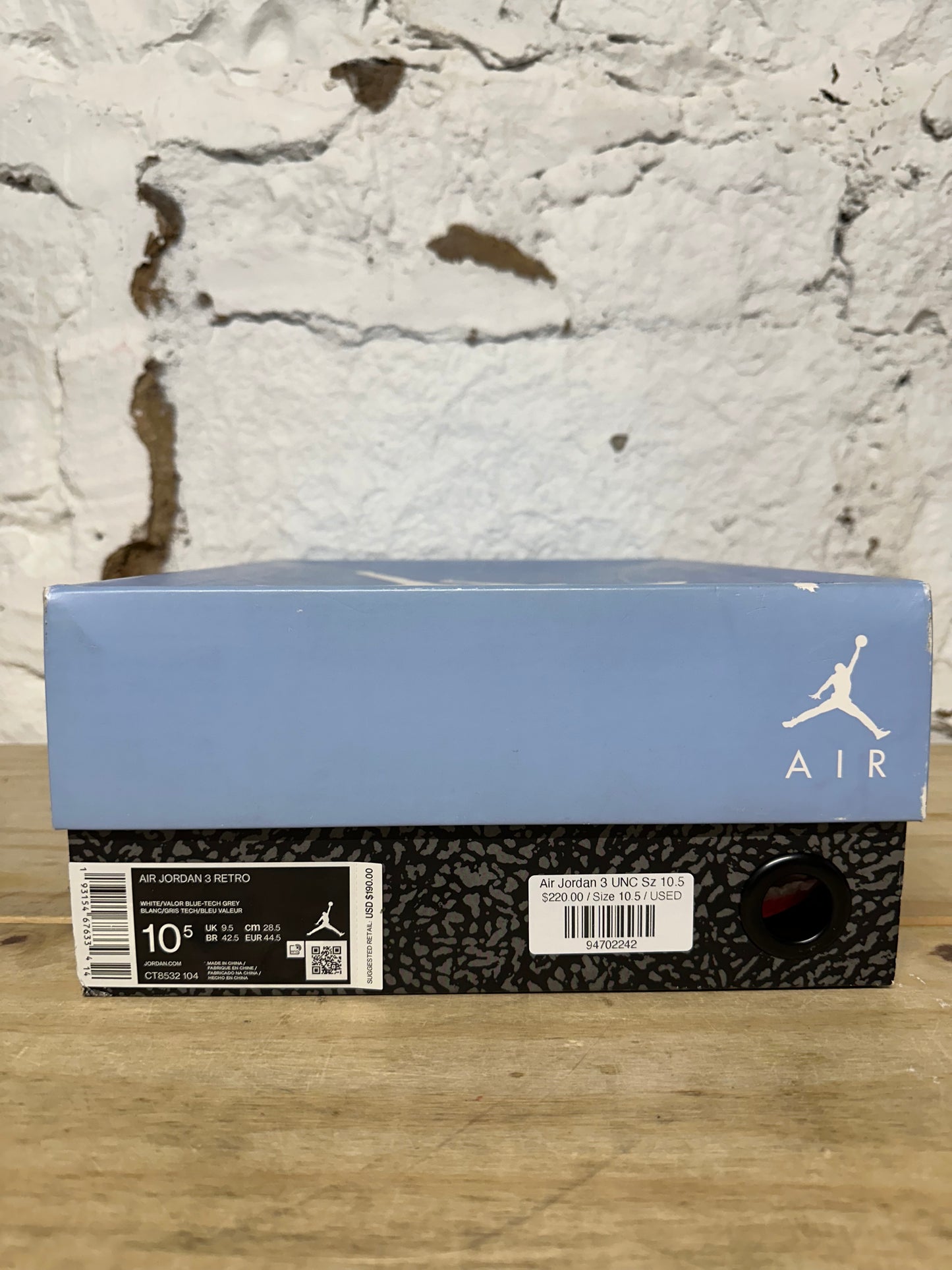 Air Jordan 3 UNC Sz 10.5